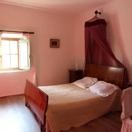 Maison Des Geraniums * Trausse